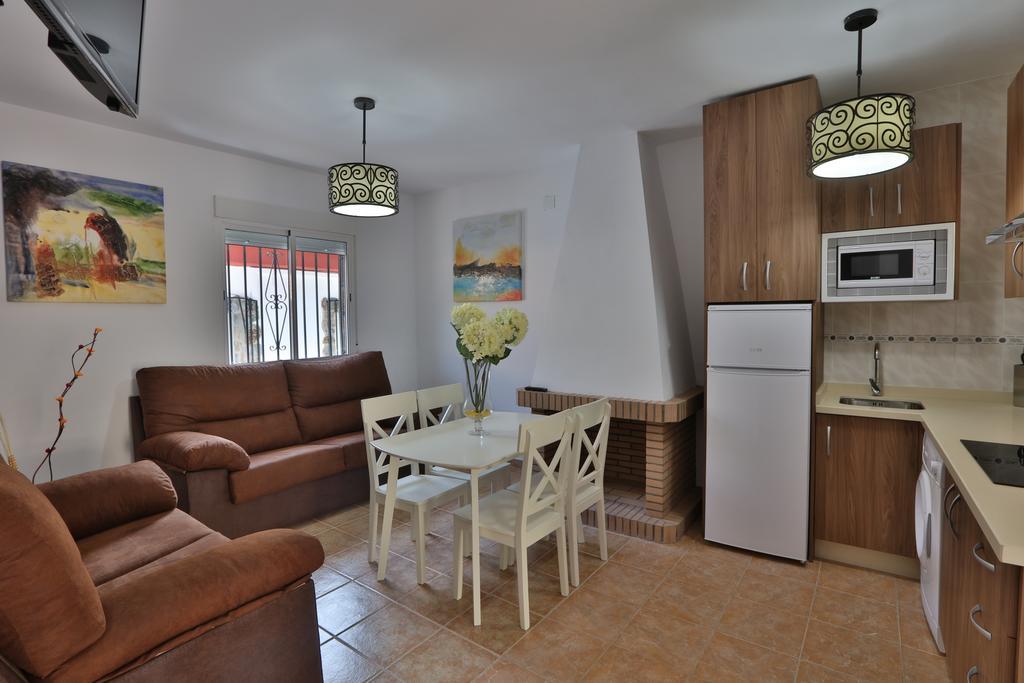 Apartamentos El Madronal Coto Rios Exterior foto